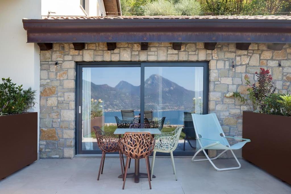 Villa Divina-Apt Armonia-Con Piscina E Vista Lago 카스텔레토디브렌조네 외부 사진